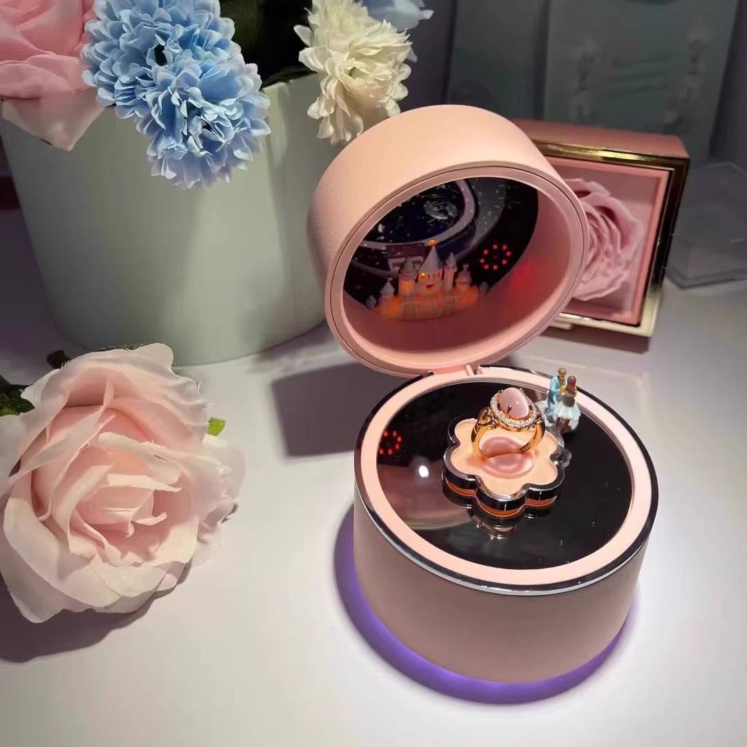 The Love ™ Round Ring Box